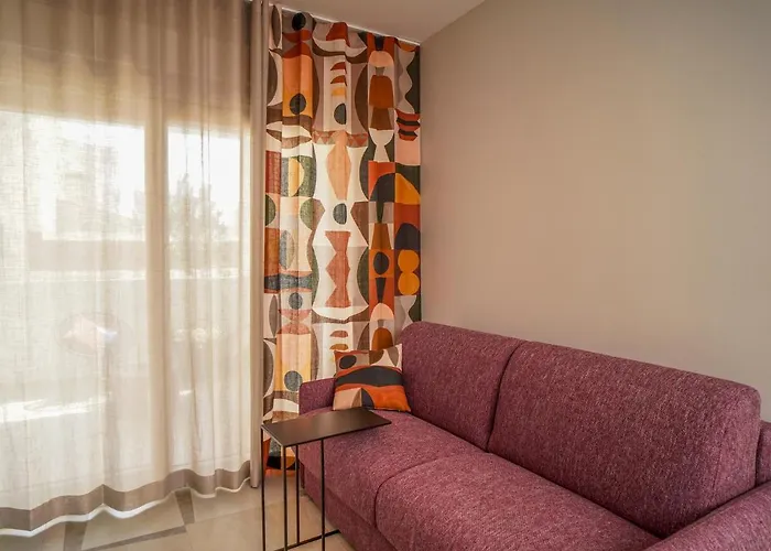 La Perla Di - Private Parking Bari