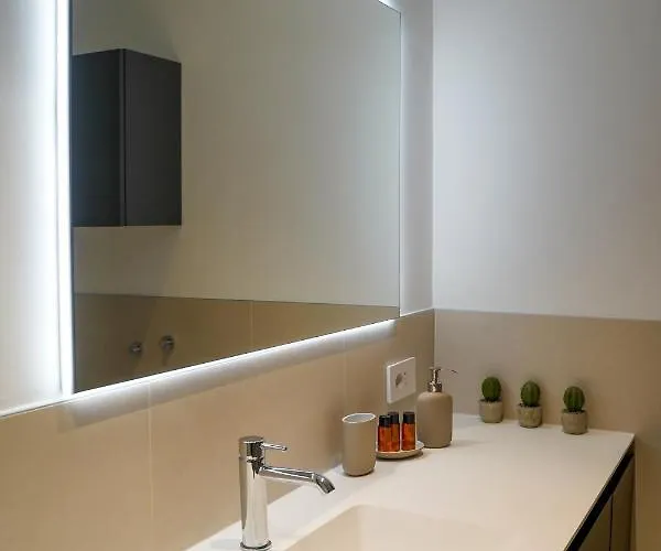 La Perla Di - Private Parking Apartment