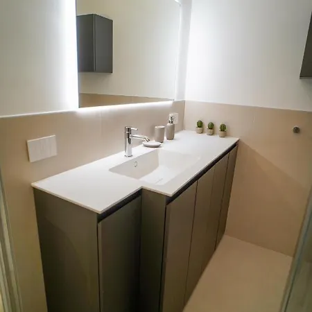 La Perla Di - Private Parking Μπάρι