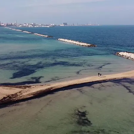 La Perla Di - Private Parking Μπάρι