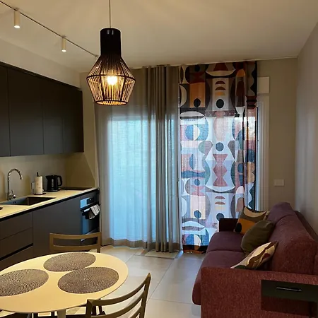 La Perla Di - Private Parking Bari